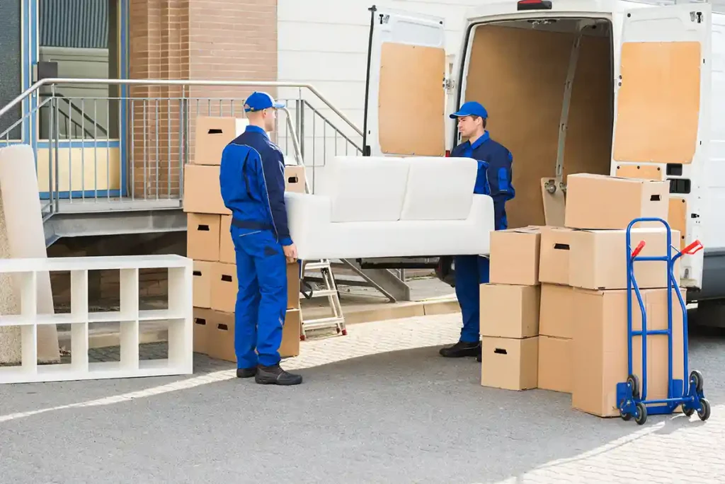 Oxford student removals vans uniform